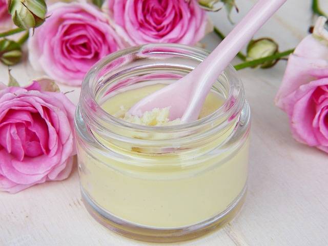 Utilisation produit cosmétique zéro déchet 